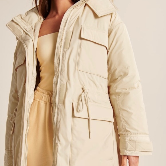 BNWT Abercrombie and Fitch Utility Parka in Medium - Picture 6 of 8